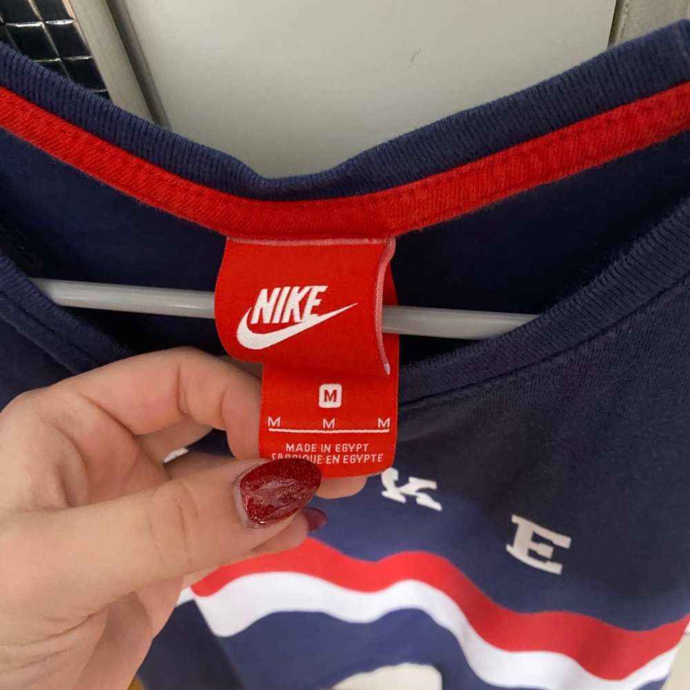 Nike cropped tank